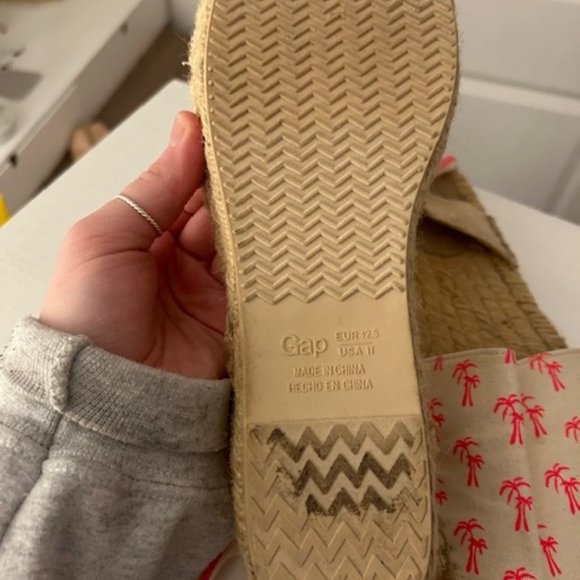 Gap Women's Sandals size 11 - Picture 6 of 15